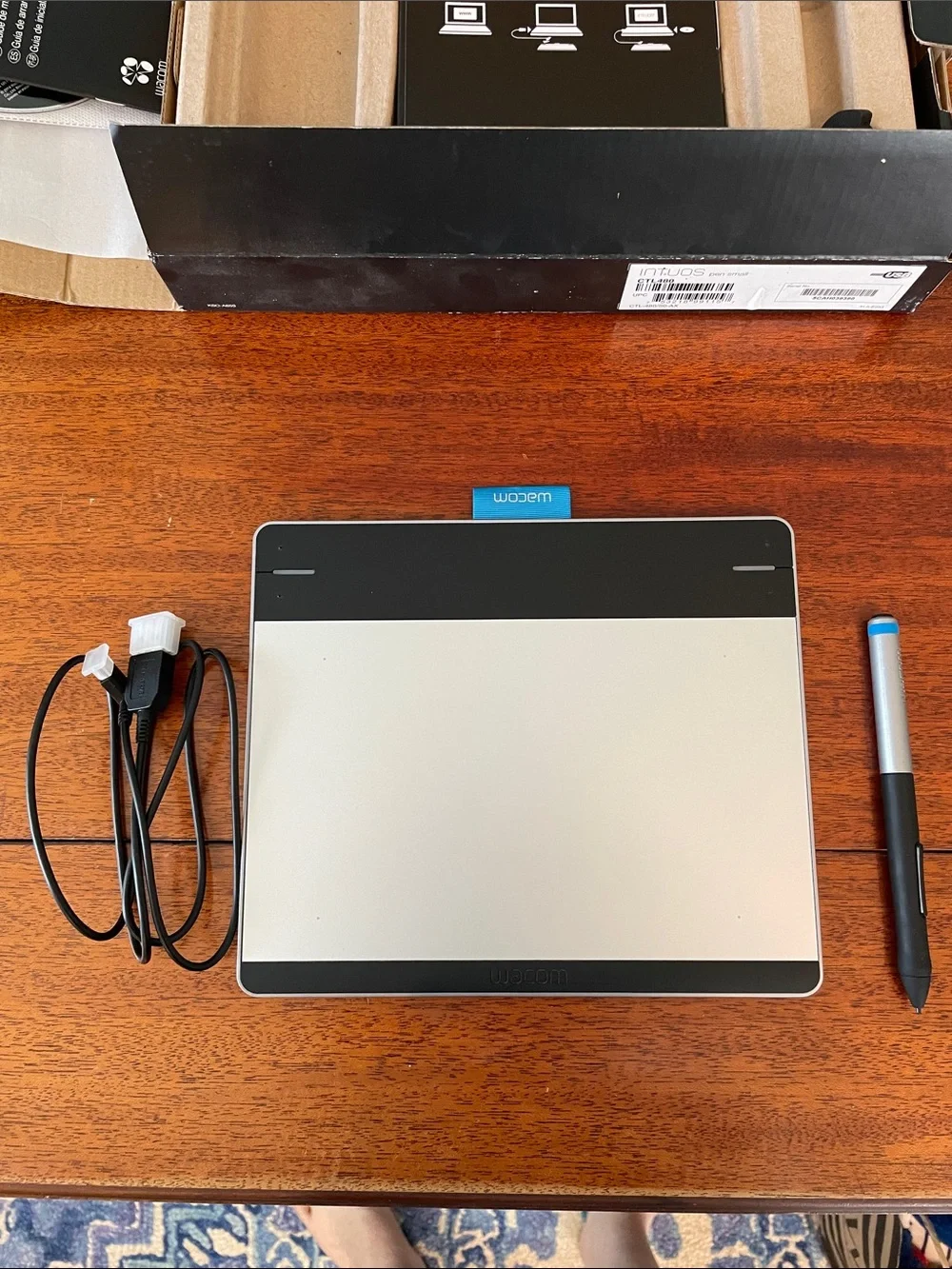 Intuos Creative Pen Tablet - Black/Grey Drawing Tablet